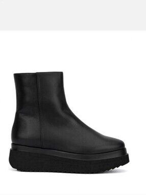 Aquatalia Luxury Black Leather Waterproof Platform Ankle Boots